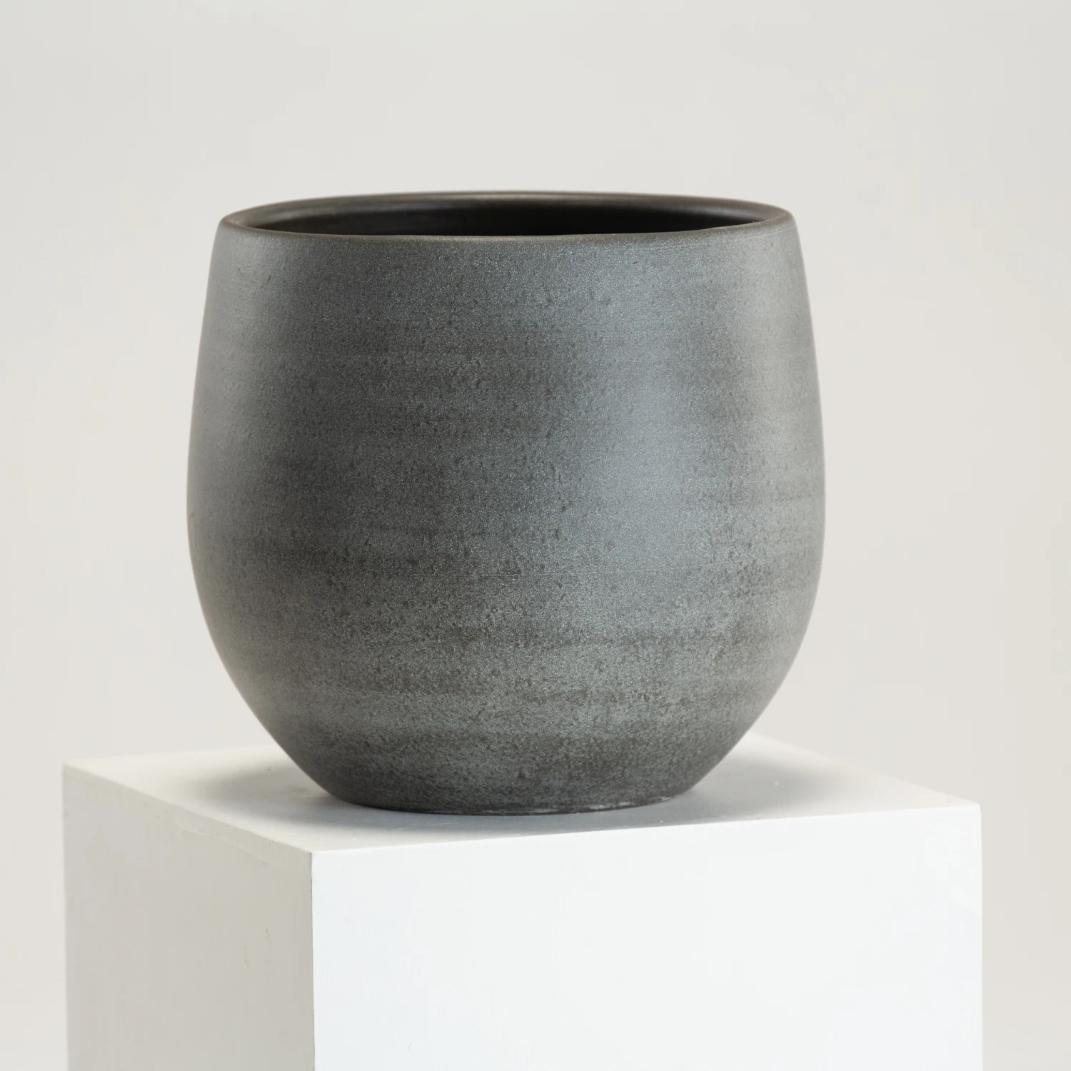 Indoor Pot Esra Mystic – Grey 3 Indoor Pot Esra Mystic – Grey - Image 3