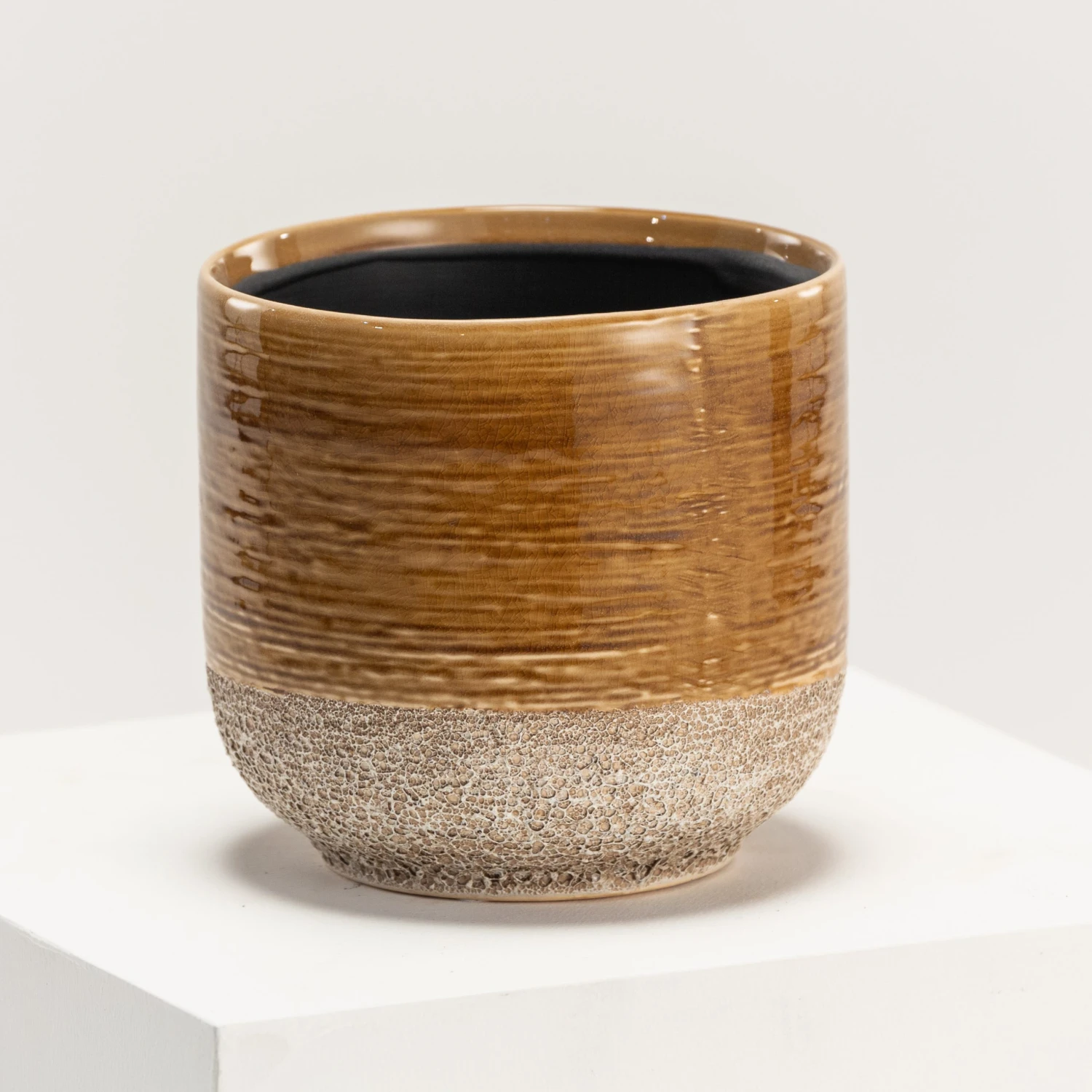 Indoor Pot Issa – Yellow 6 Indoor Pot Issa – Yellow - Image 6