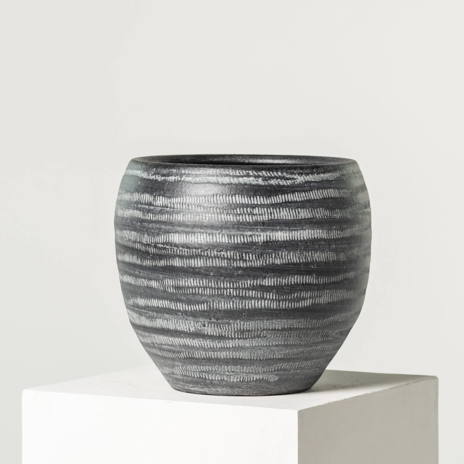 Indoor Pot Koen – Anthracite 4 Indoor Pot Koen – Anthracite - Image 4