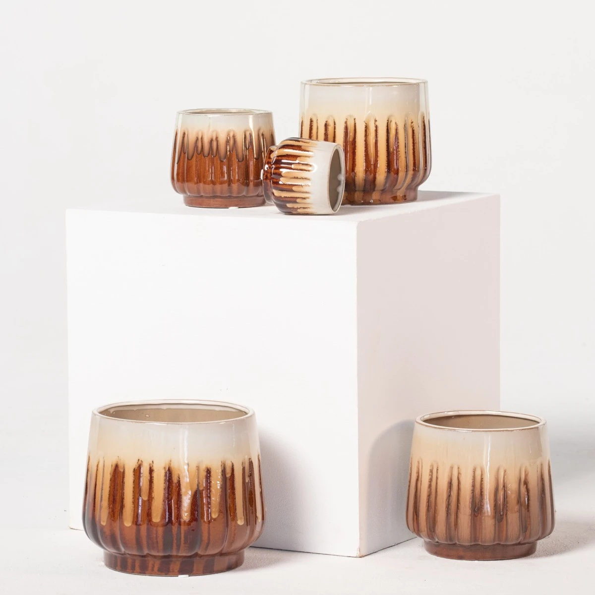 Indoor Pot Alice – Caramel 1 Indoor Pot Alice – Caramel