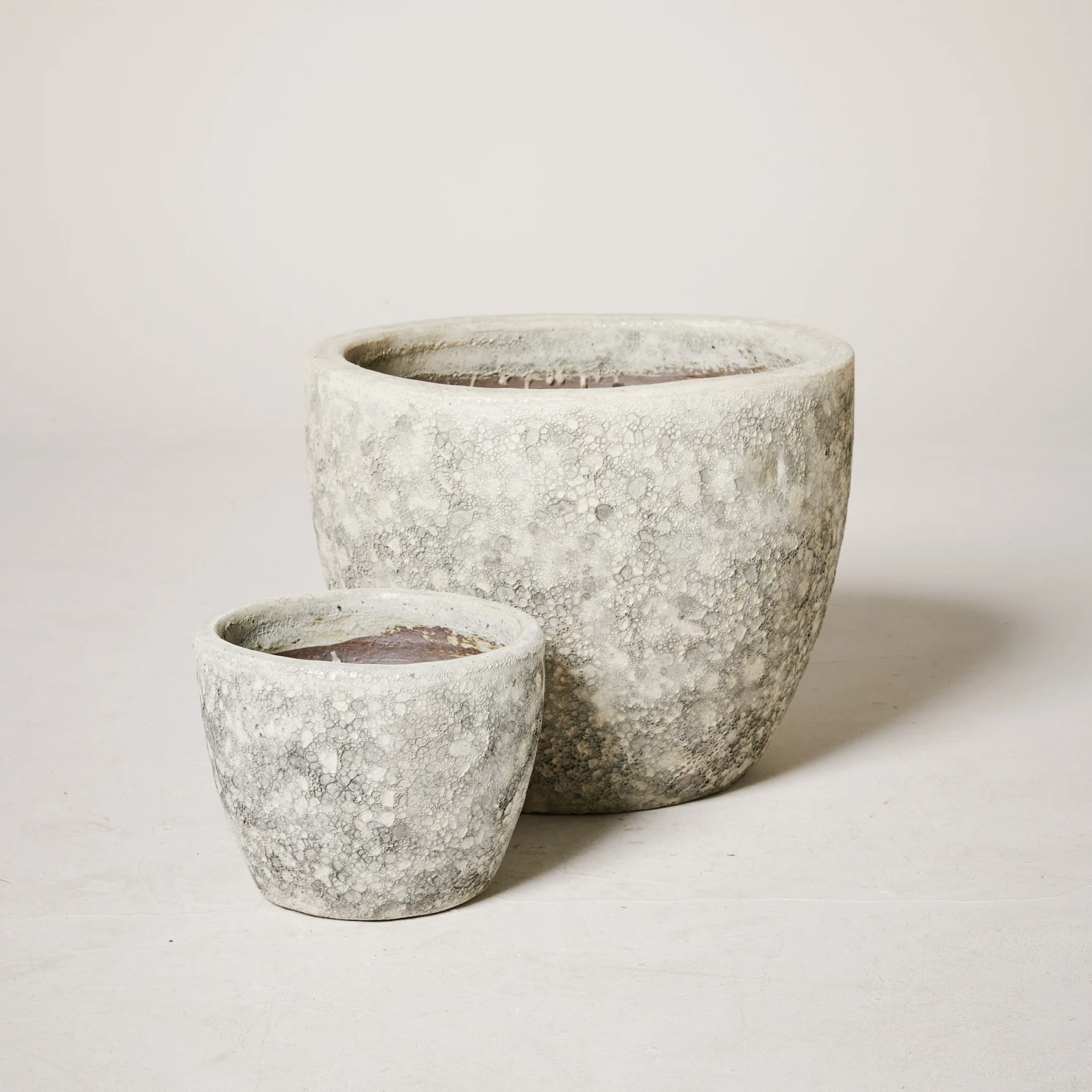 Egg Outdoor Pot Aquarius Saturn 1 Egg Outdoor Pot Aquarius Saturn