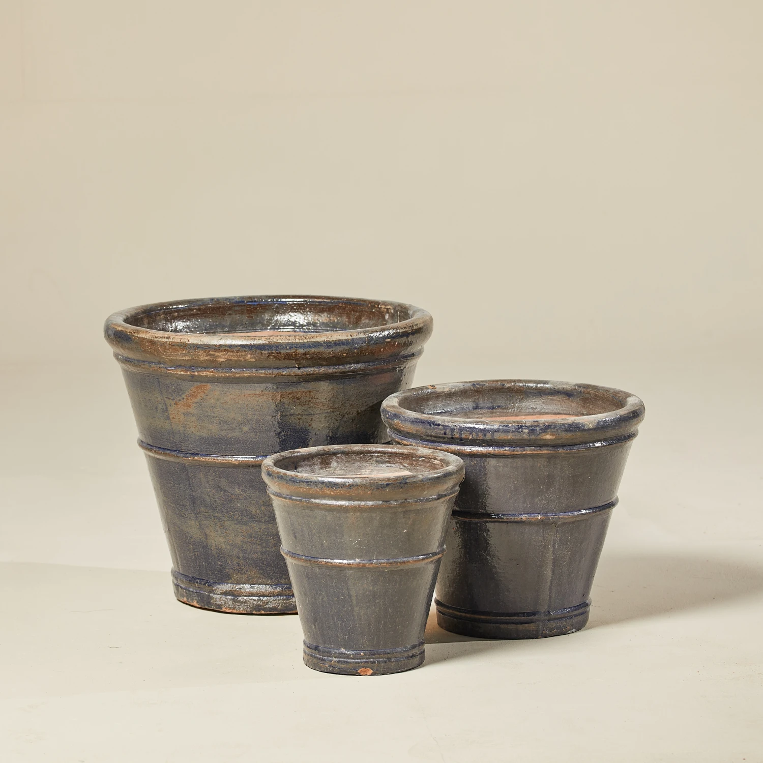 Ringed Camelia Pot – Antique Blue 3 Ringed Camelia Pot – Antique Blue - Image 3